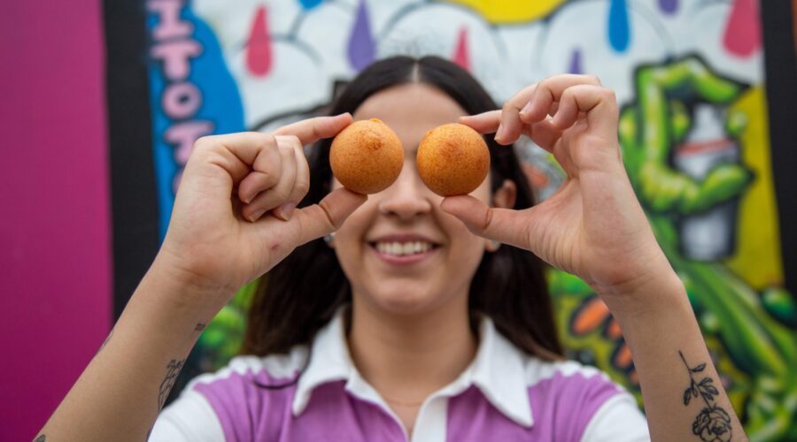 La tradición de las natillas y buñuelos: ¡Sabores navideños que no puedes perderte!