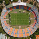 Vista del Estadio Atanasio Girardot, uno de los principales escenarios deportivos de Medellín.