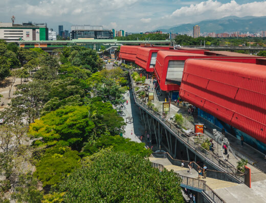 Tour de Arquitectura en Medellín | La Transformación de una Ciudad – Privado